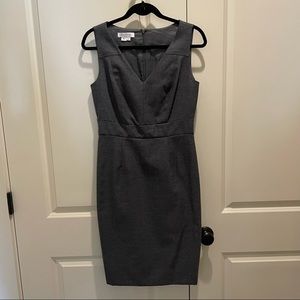 Kay Unger gray business dress size 6